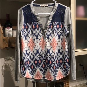 Long sleeve grey top